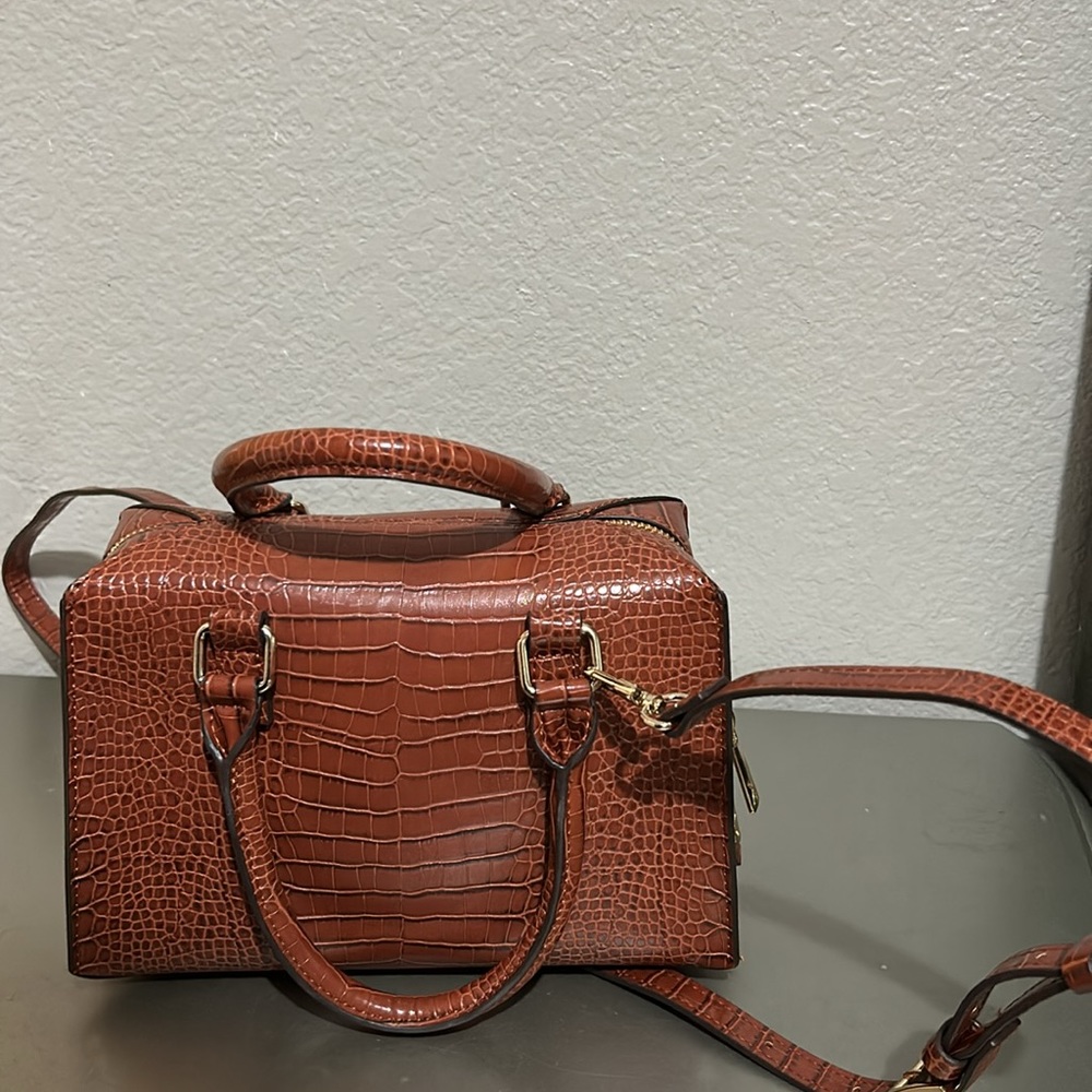 Purse - Picture 3 of 4